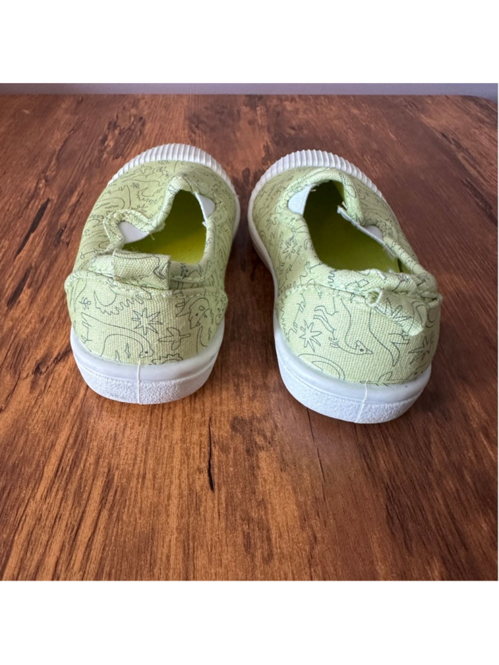 Cat & Jack Dinosaur Slip On Sneakers Baby Size 7 Green Casual Shoes - Picture 6 of 7